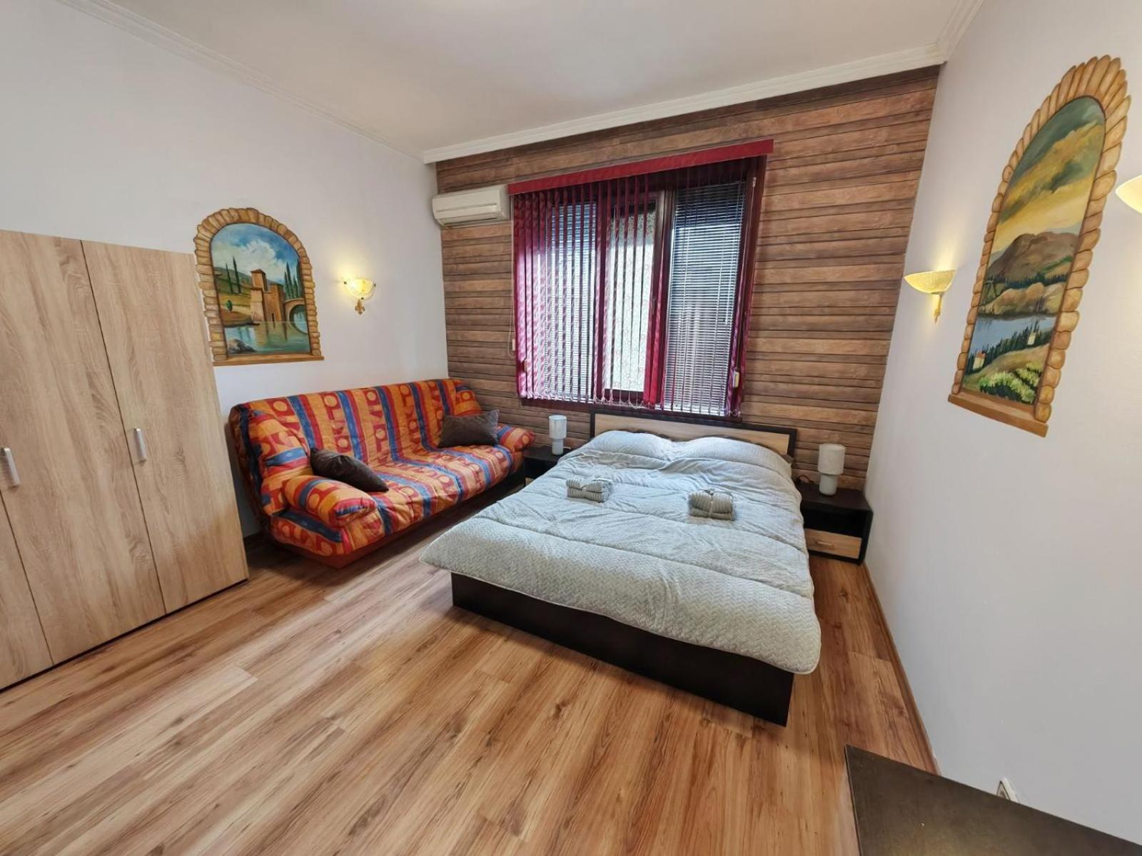 1-br *