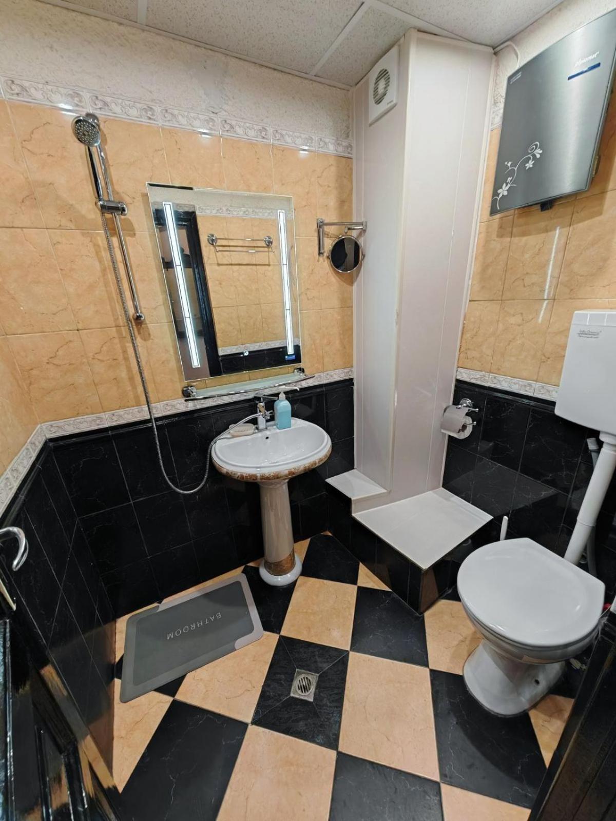 1-br Sofia